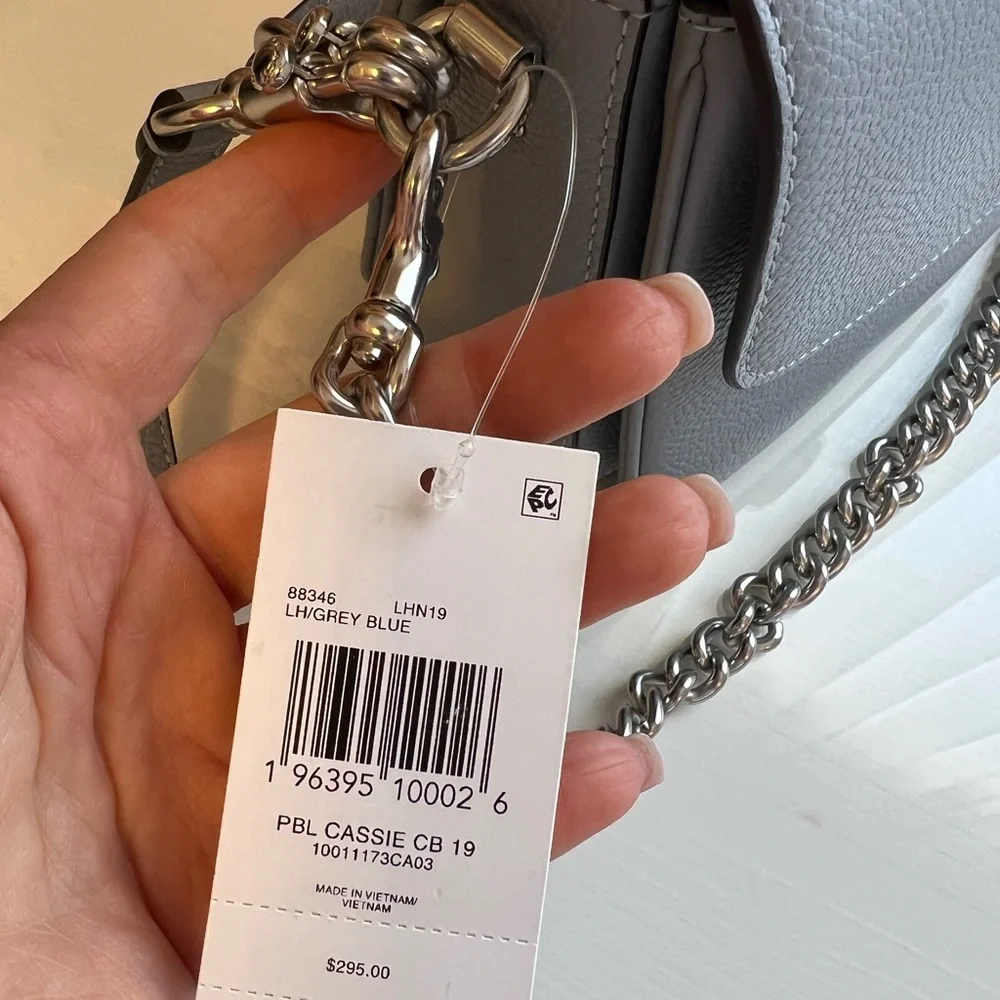 COACH Light Blue Pebbled Leather Crossbody with Chain Strap - Picture 4 of 7